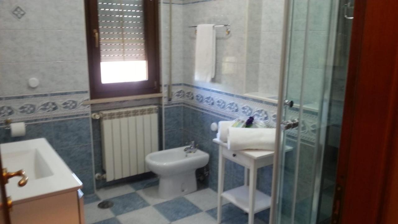 Modular King Suite - Intera Suite Vicino Aeroporto E Fiera Di Roma 菲乌米奇诺 外观 照片